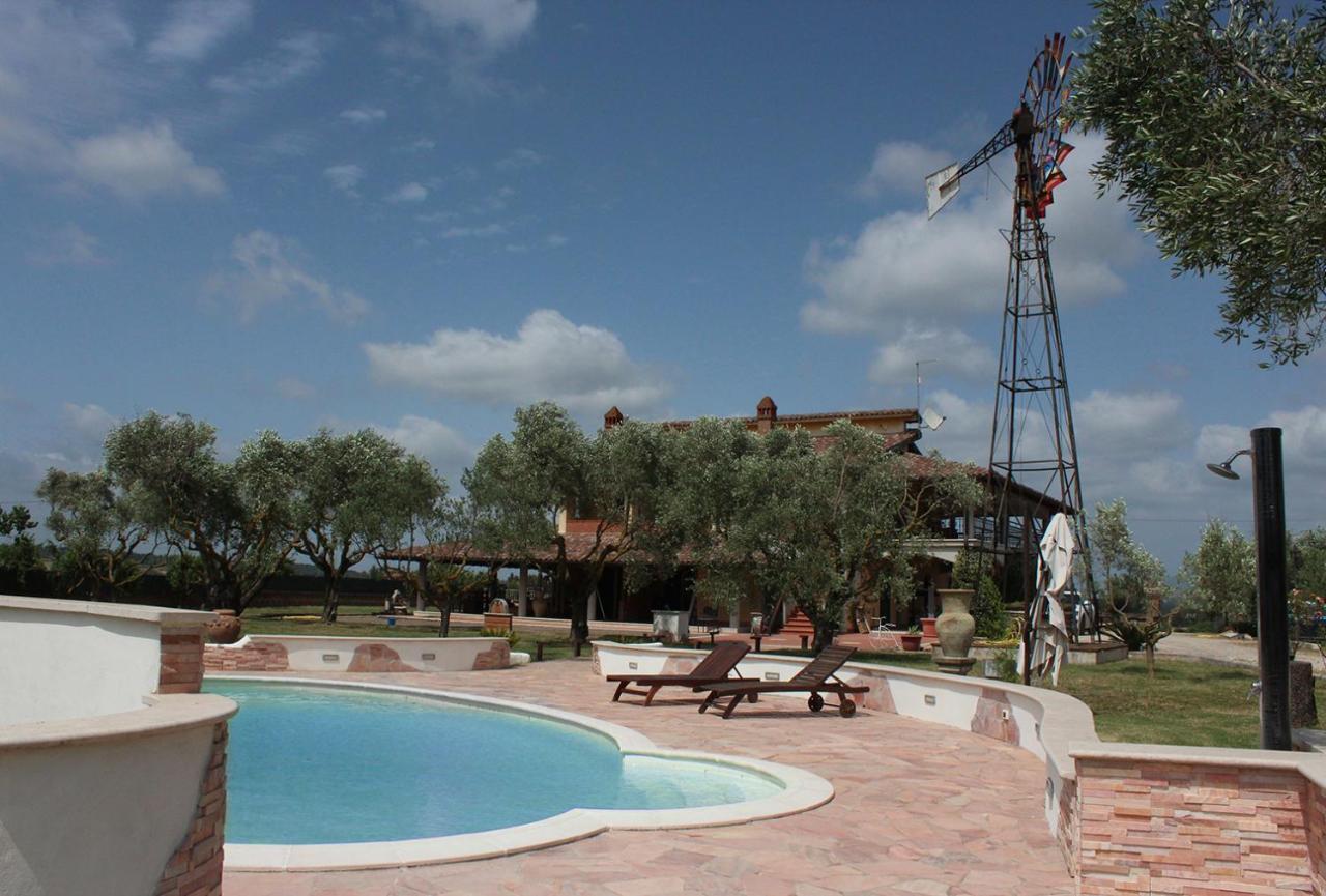 Villa Il Granaio Del Pavone Nepi Exterior foto